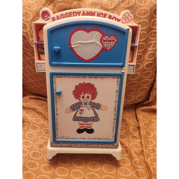 Hasbro Romper Room Raggedy Ann Kitchen Ice Box Toy - Picture 2 of 12